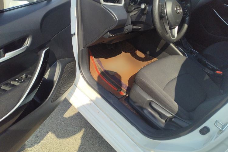 Used Toyota Corolla 2022 Dual-Motor 1.8L E-CVT Pioneer Edition
