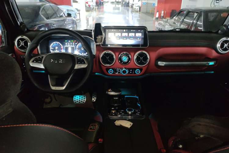 Used BAIC Off-Road BJ40 2020 2.0T Automatic Four-Wheel Drive Urban Hunter Edition Chivalrous Type