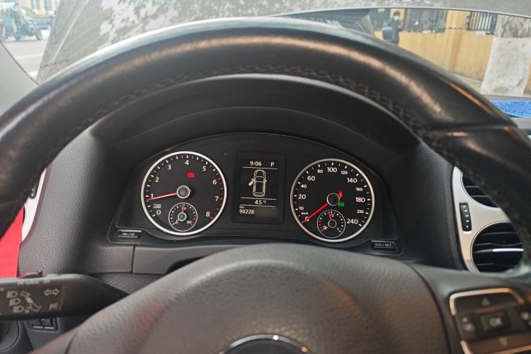 Used Volkswagen Tiguan L 2015 1.8TSI Automatic Two-Wheel Drive Comfort Edition
