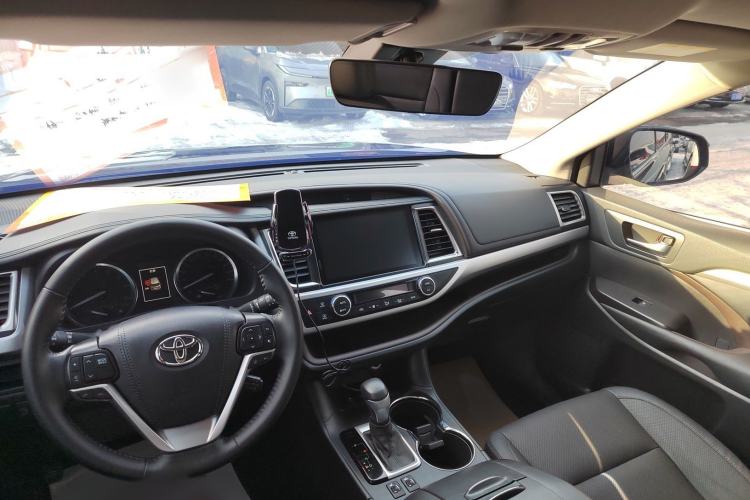 Used Toyota Highlander 2021 2.0T Four-Wheel Drive Luxury Edition 7 Seats
