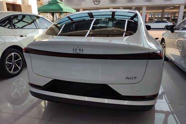 Used CHANGAN NEVO A07 2025 All-Electric "True Fragrance" Edition 710-Mile Long-Range Version Rear