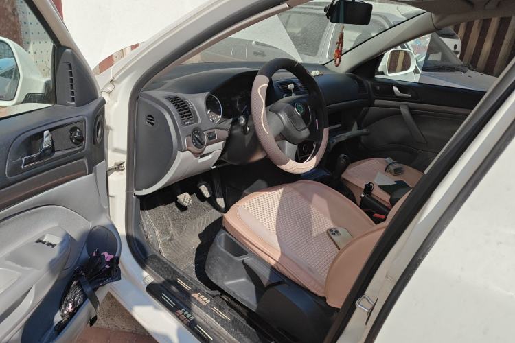 Used Skoda Octavia 2013 1.6L Manual Yijie Edition Driver Seat