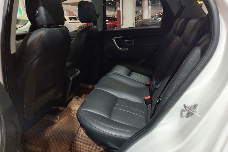 Used Land Rover Discovery Sport 2018 240 PS SE Version