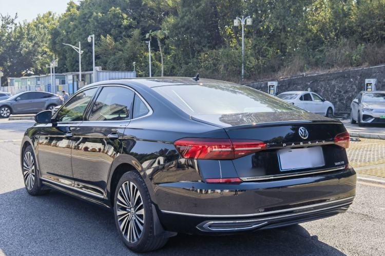 Used Volkswagen Passat 2019 380TSI Prestige Edition China VI Standard
