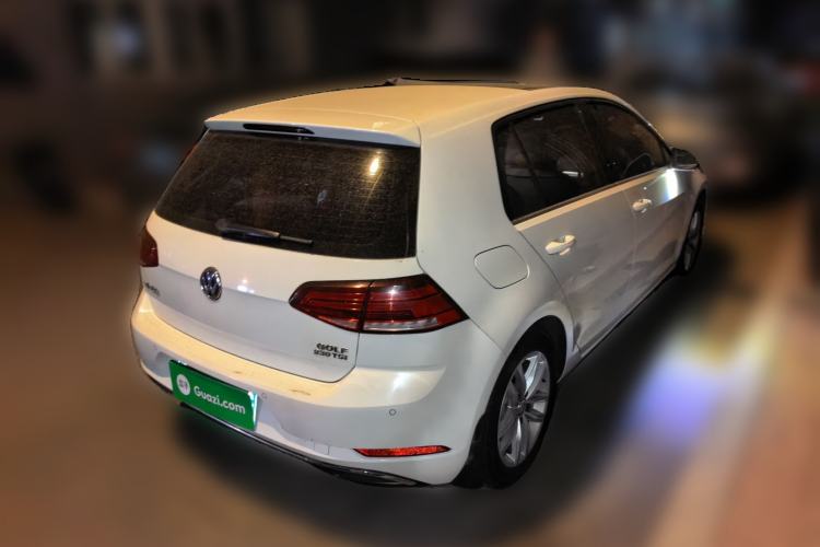 Used Volkswagen Golf 2018 230TSI Automatic Comfort Model
