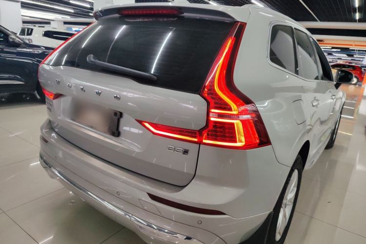 Used Volvo XC60 2022 B5 4x4 Zhiyi Luxury Edition
