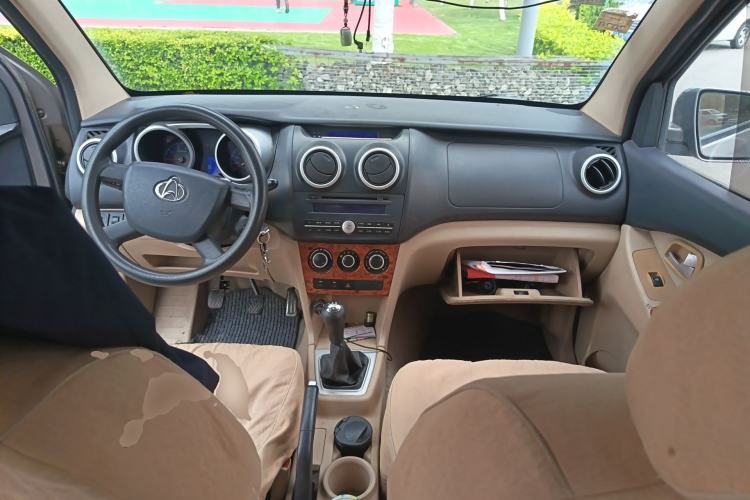Used CHANGAN KAICHENG Ounuo S 2012 1.5L Standard Version
