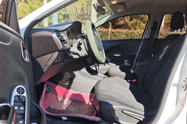 Used Peugeot 301 2016 1.6L Automatic Comfort Edition
