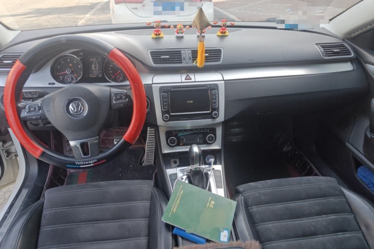 Used Volkswagen CC 2011 1.8TSI Luxury Model Center Console