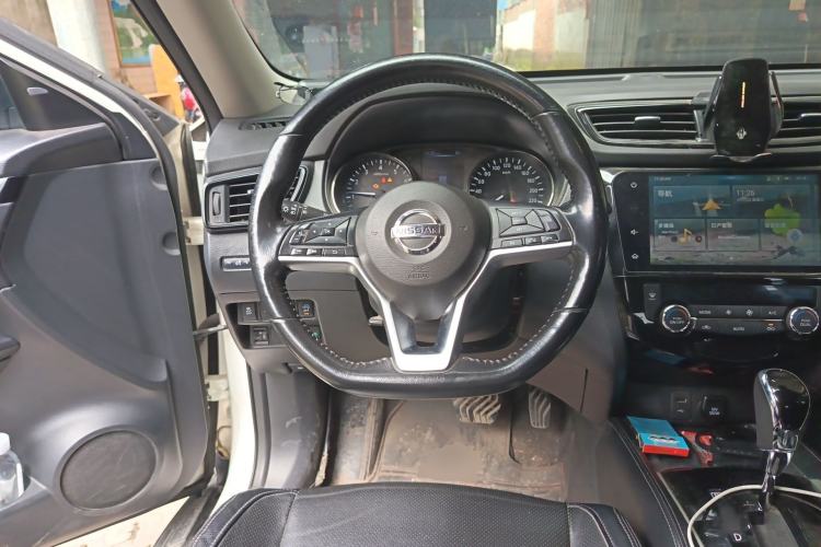 Used Nissan X-Trail 2019 2.0L CVT Smart Connect Comfort Edition 2WD Steering Wheel