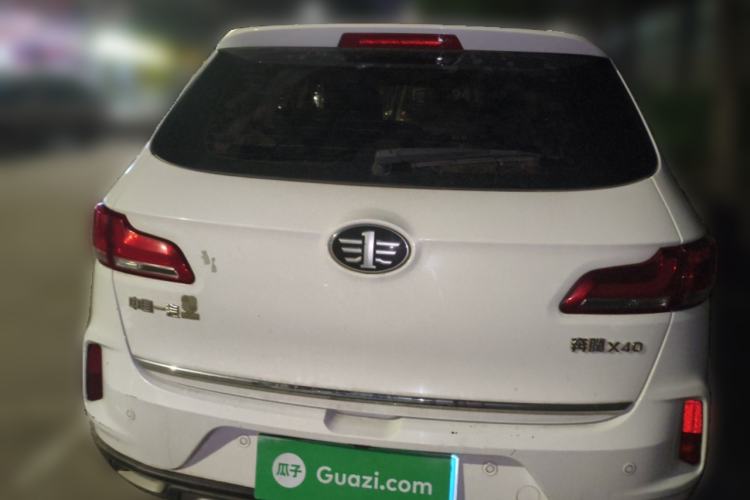 Used Bestune X40 2018 Internet Celebrity Edition 1.6L Automatic Luxury Version Rear