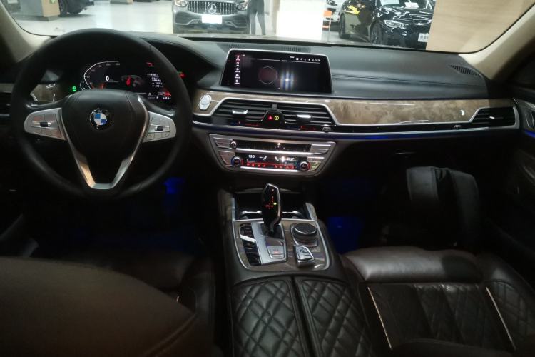 Used BMW 7 Series 2019 Restyled 740Li Leading Luxury Package Center Console