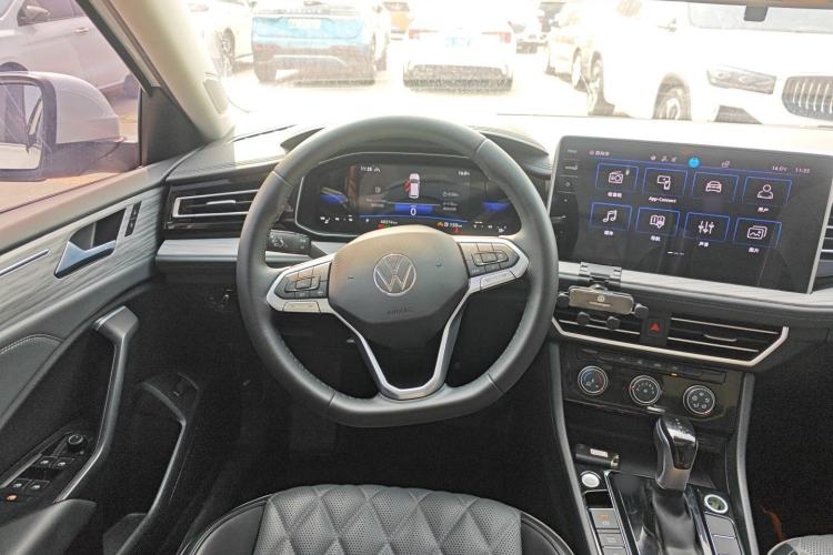 Used Volkswagen Sagitar 2023 300TSI DSG Excellence Edition
