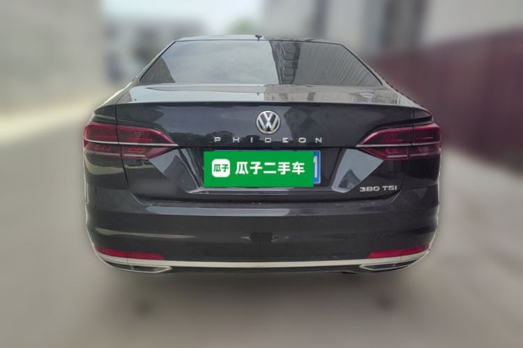 Used Volkswagen Phideon 2018 Revised Version 380TSI Two-Wheel Drive Business Edition Rear