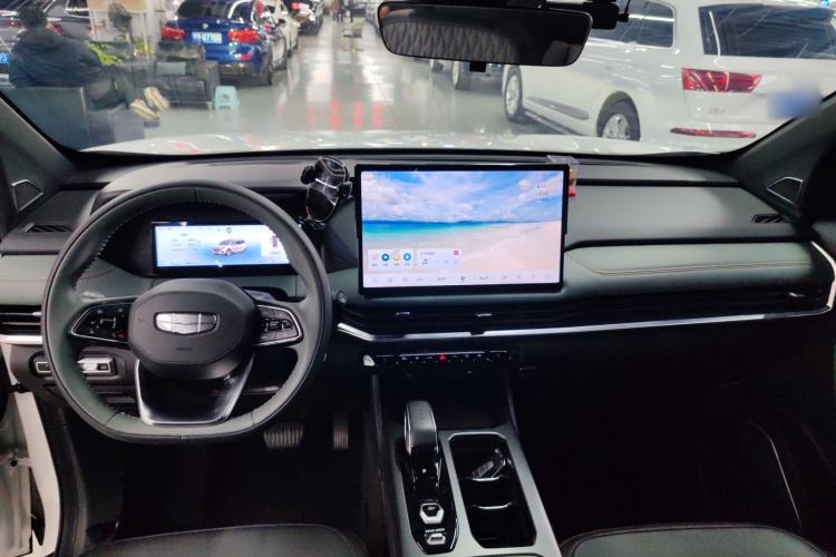 Used Geely Auto Haoyue L 2024 2.0T DCT Prestige Version