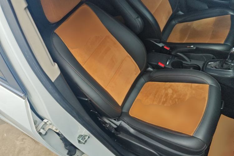 Used Buick Encore 2015 1.4T Automatic Two-Wheel Drive Urban Leading Model Right Front Seat