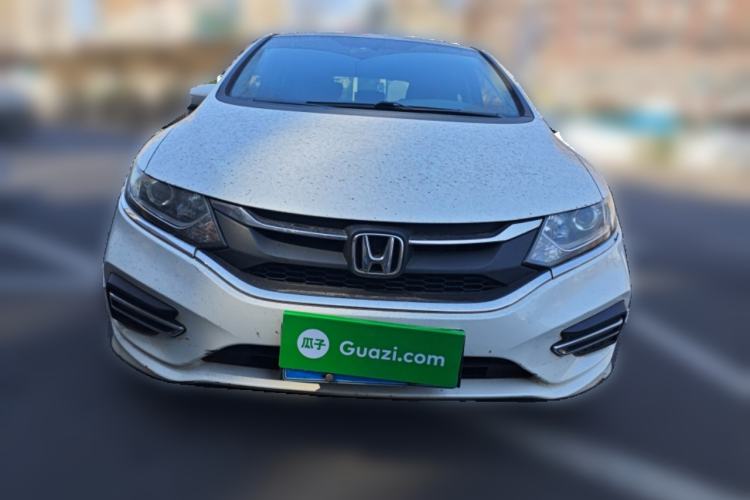 Used Honda Jade 2017 1.8L automatic Comfort version 5 seats
