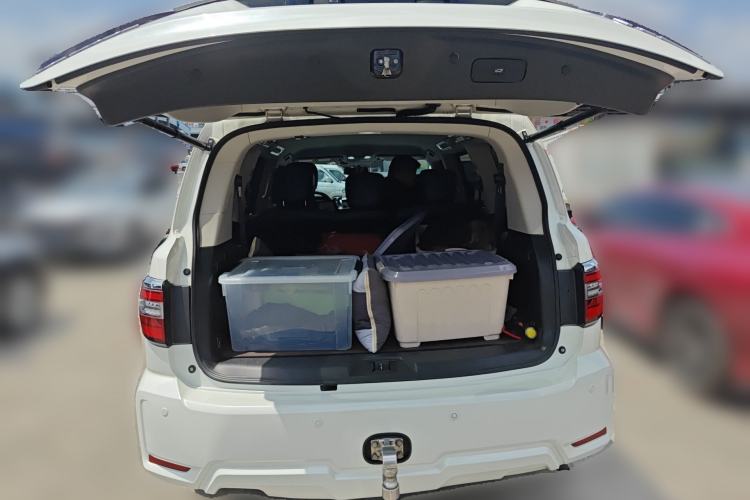 Used Nissan Patrol  Trunk