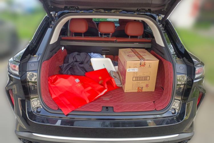 Used EXEED Stellar 2023 400T Four-Wheel Drive Deluxe Edition Trunk