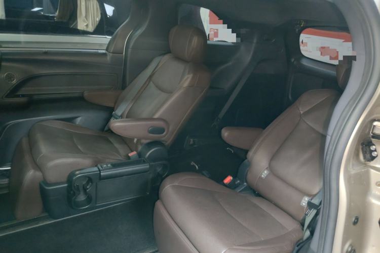 Used Toyota SIENNA 2021 2.5L Hybrid Platinum Edition