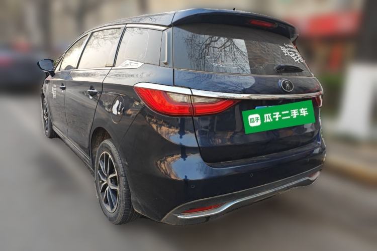 Used BYD Song MAX 2018 1.5T Automatic Smart Connect Luxury 6-Seater