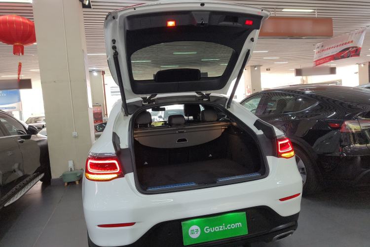 Used Mercedes-Benz GLC Coupe 2020 GLC 260 4MATIC Coupe SUV Trunk