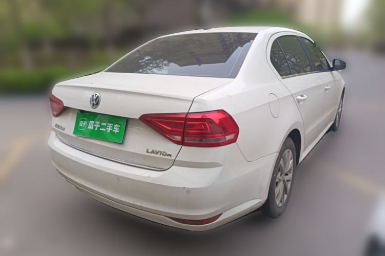 Used Volkswagen Lavida 2015 1.6L Automatic Comfort Edition Rear Right 45 Deg