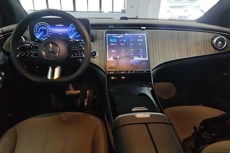 Used Mercedes-Benz EQE SUV 2024 500 4MATIC Luxury Edition
