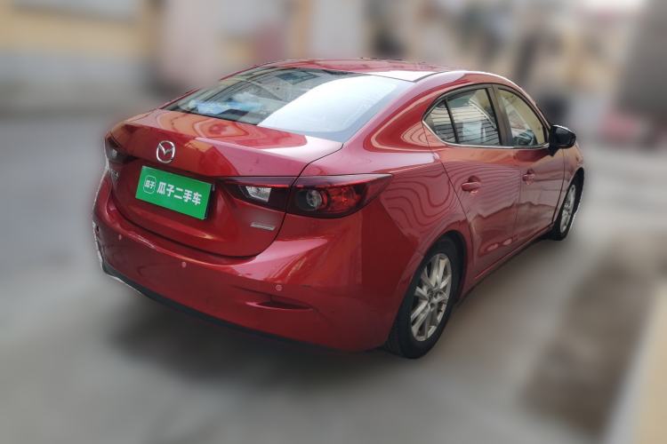 Used Mazda 3 Axela 2016 Sedan 1.5L Automatic Comfort Model