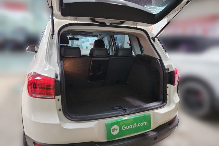 Used Volkswagen Tiguan 2017 300TSI Automatic Two-Wheel Drive Silk Road Comfort Edition Trunk