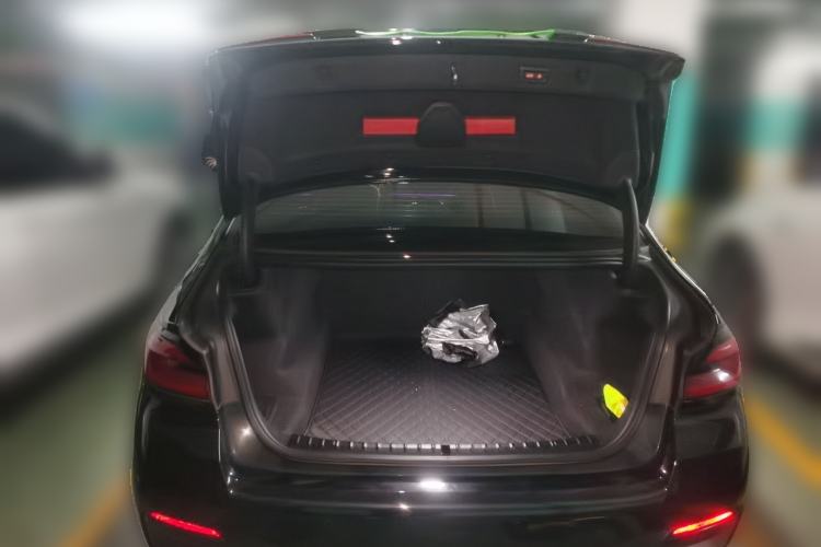 Used BMW 5 Series 2023 530Li Leading Model M Sport Package
