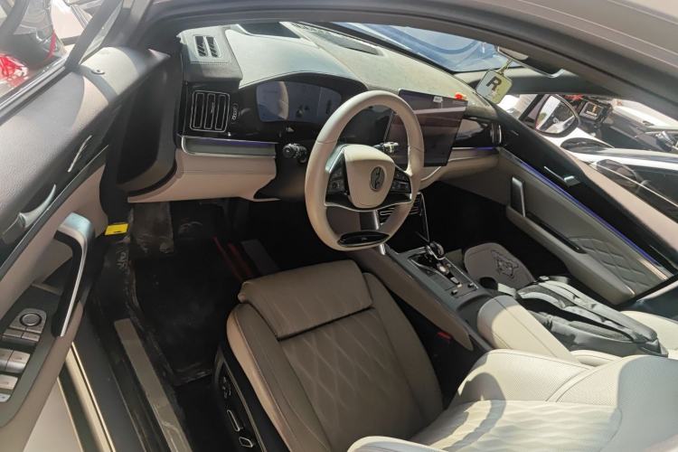 Used BYD Tang New Energy 2025 DM-i 115KM Cloud Ride Flagship Model Driver Seat