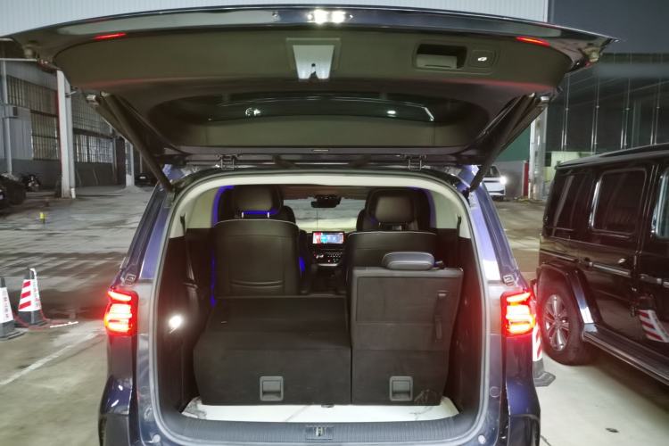 Used Roewe iMAX8 2021 400TGI Supreme Series Prestige Edition