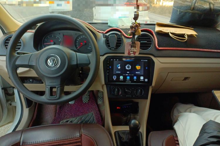 Used Volkswagen Jetta 2015 Zhuihui Edition 1.4L Manual Fashion Model