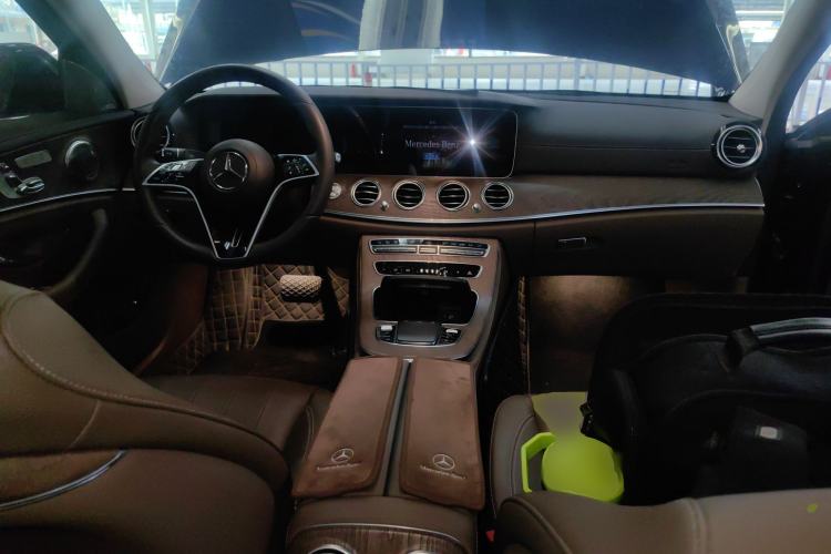 Used Mercedes-Benz E-Class 2023 Updated E 300 L Fashion Edition
