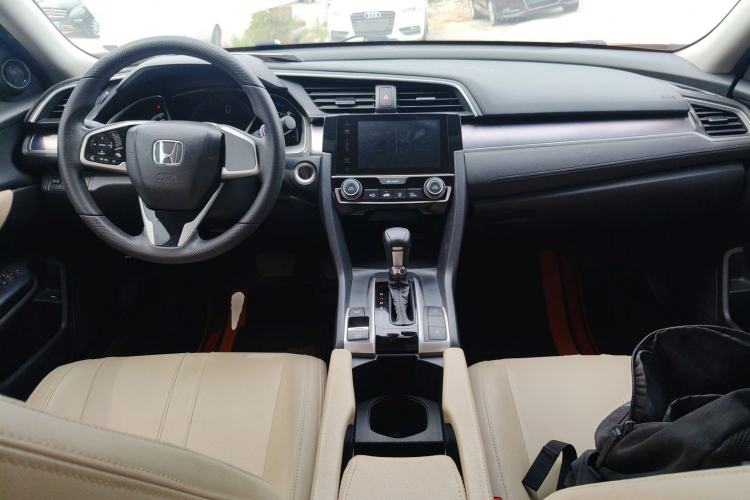 Used Honda Civic 2016 220TURBO CVT Luxury Edition
