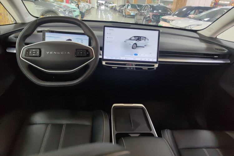 Used Venucia VX6 2023 520 Max
