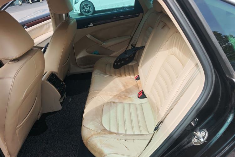 Used Volkswagen Passat 2011 2.0 TSI DSG Premium Edition Left Rear Seat