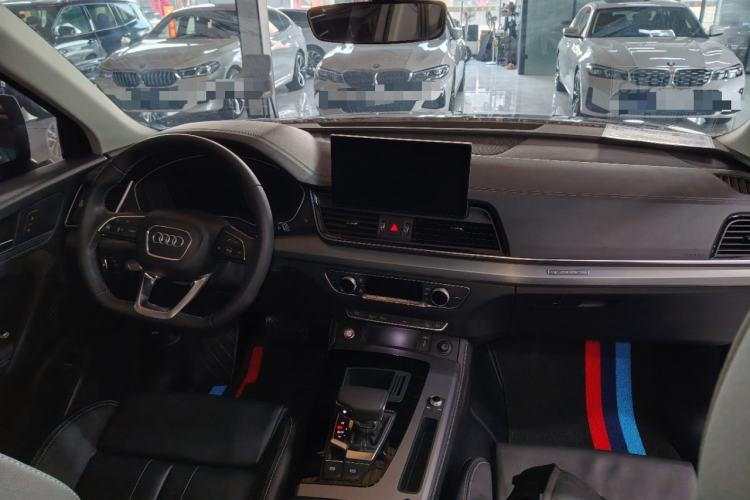 Used Audi Q5L 2022 40T Fashionable and Dynamic Model