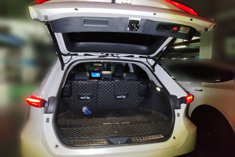 Used Toyota Harrier 2023 2.0L CVT Two-Wheel Drive Entry Version
