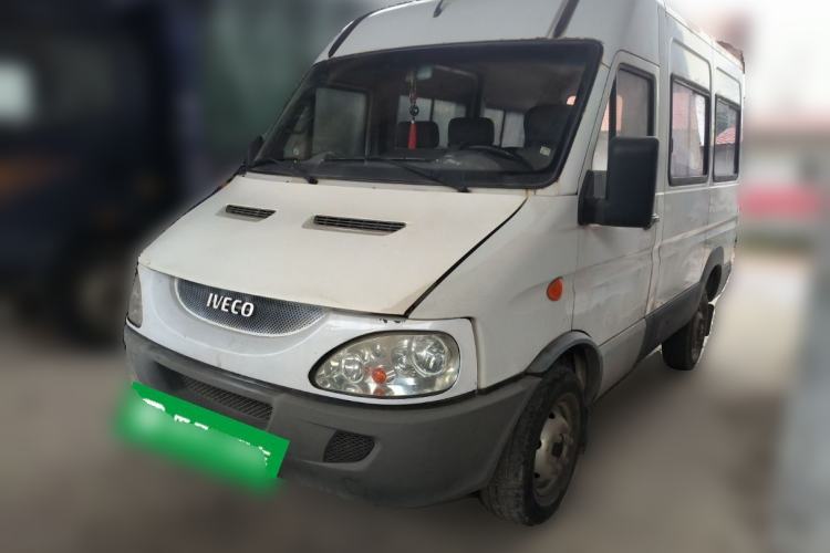 Used Iveco Turin 2009 2.8T-V36 Base Version