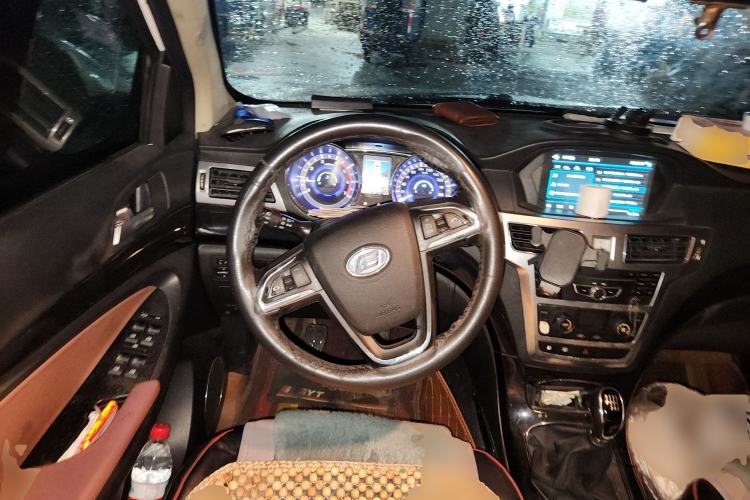 Used Foday Landfort 2017 1.9T Diesel Manual Two-Wheel Drive Flagship Edition 7 Seats