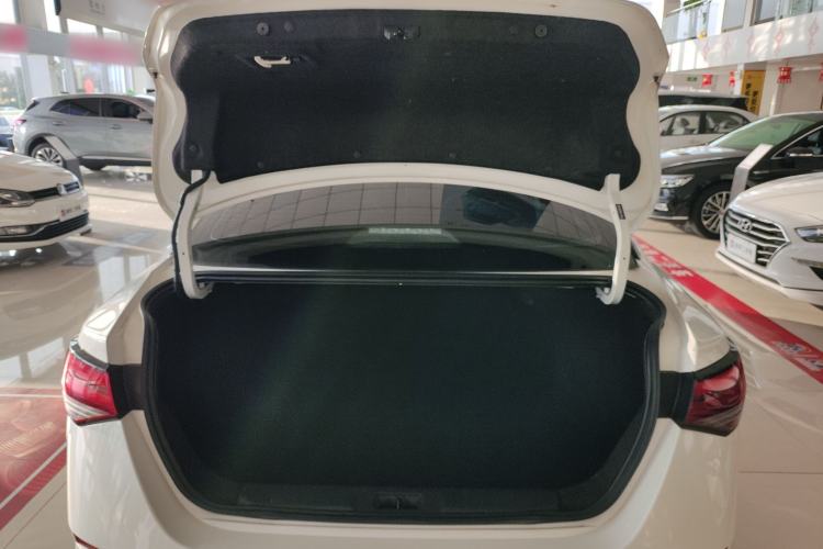 Used Nissan Sylphy 2022 1.6L XL CVT Enjoyment Edition Trunk