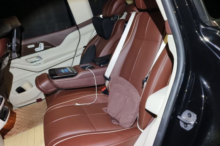 Used Mercedes-Benz Maybach GLS 2022 GLS 480 4MATIC Left Rear Seat