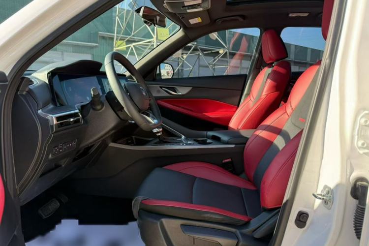 Used Changan CS35PLUS 2021 Revised Version Blue Whale NE 1.4T DCT Prestige Edition