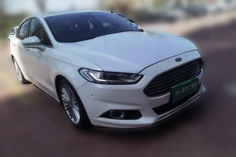 Used Ford Mondeo 2013 2.0L GTDi240 Flagship Edition Front Right 45 Deg