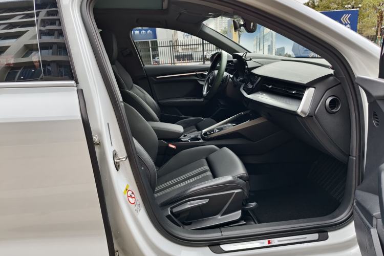 Used Audi A3 2021 Sportback 35 TFSI Fashionable Sports Model Right Front Seat