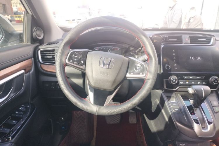 Used Honda CR-V 2021 240TURBO CVT 2WD Fashion Edition
