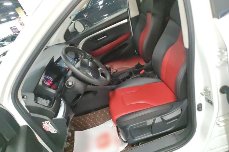 Used Haval H2s 2018 Red-Label 1.5T Manual Fashion Edition Left Front Seat