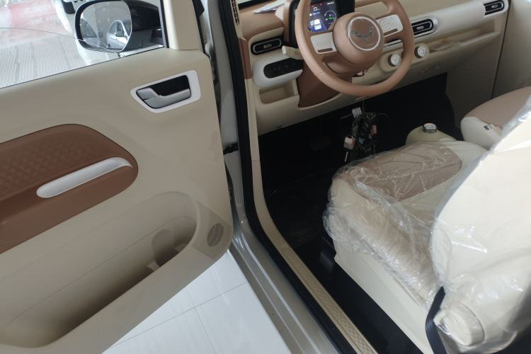 Used Wuling Hongguang MINIEV 2024 3rd Generation 215km Youth Edition